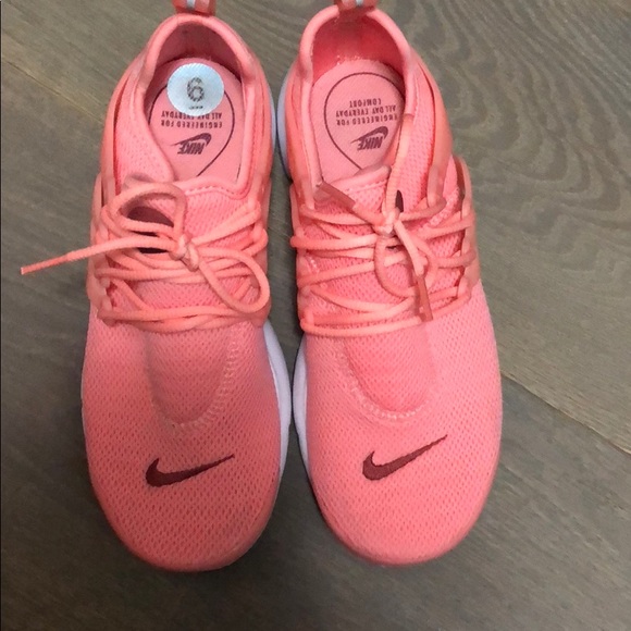 nike presto salmon
